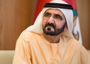 محمد بن راشد يهنئ أمير وشعب قطر