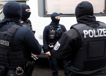 اعتقال رجل إيراني في ألمانيا للاشتباه بتخطيطه لاعتداء