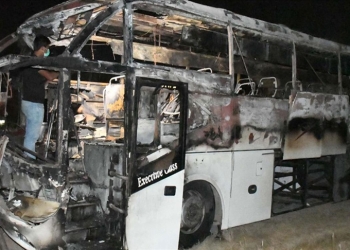 مصرع 40 شخصاً في حادث حافلة في باكستان