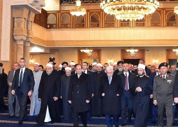 الرئيس المصري يفتتح أكبر مسجد في البلاد