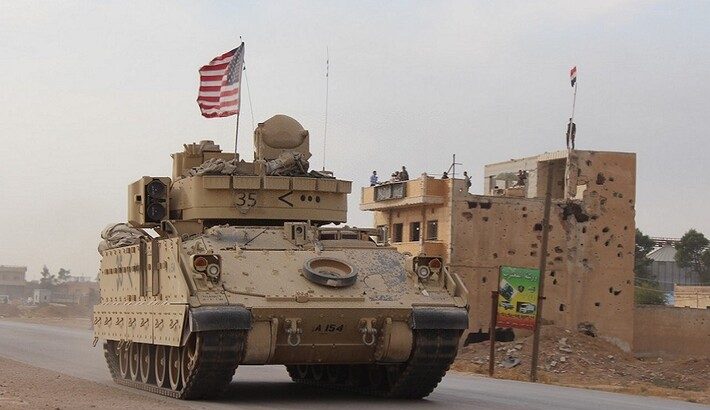 القوات الأمريكية تنفذ ضربات جوية على أهداف في سوريا
