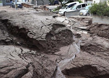 ارتفاع عدد ضحايا الانهيارات الأرضية في الإكوادور