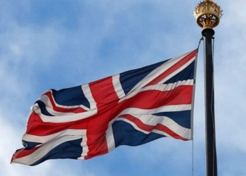 بريطانيا تبدأ بإجلاء رعاياها من السودان جوا