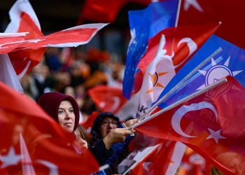 تركيا تستعد لأول جولة إعادة للانتخابات الرئاسية في تاريخها