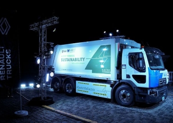 "تدوير" تطلق أول شاحنة تعمل بالكهرباء في الشرق الأوسط