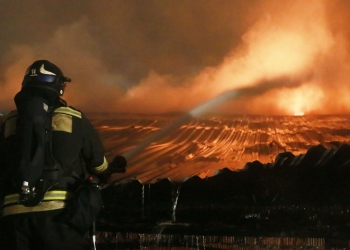 حريق بمصفاة نفط في كراسنودار الروسية