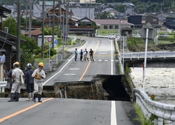 أضرار بشرية جراء العاصفة "لان" في اليابان