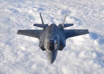 تقارير تكشف اقتراب واشنطن من نشر مقاتلات F-35 في بريطانيا