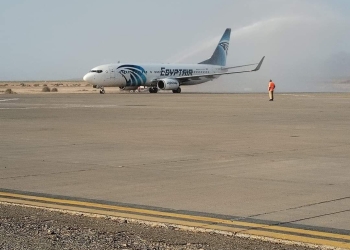 هبوط أول طائرة مدنية مصرية في السودان منذ اندلاع الأزمة