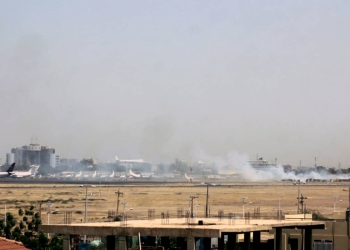 تواصل الاشتباكات بين الجيش والدعم السريع وسط العاصمة السودانية
