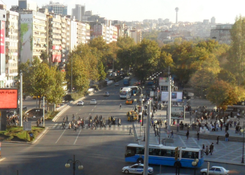 سماع دوي انفجار وإطلاق نار قرب وزارة الداخلية التركية والبرلمان