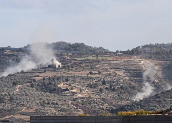 إسرائيل تواصل قصف بلدات حدودية في لبنان
