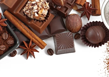 تأثير الشوكولاتة على النساء في منتصف العمر