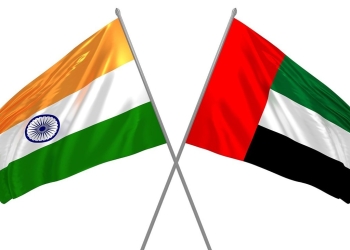 الهند تنفذ أول صفقة نفط بعملتها المحلية مع دولة الإمارات