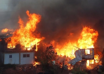 الحرائق تواصل حصد الأرواح في تشيلي