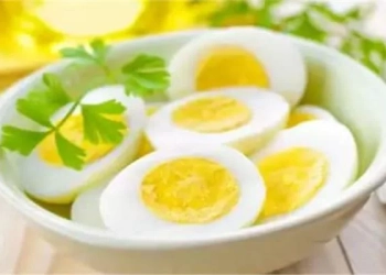 آثار جانبية مفاجئة لتناول البيض بشكل يومي