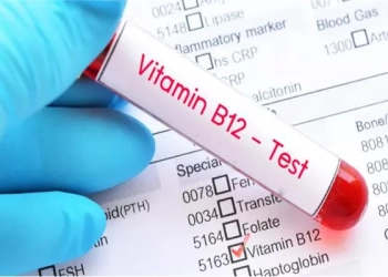 معدل فيتامين B12 الطبيعي وأعراض نقصه ومصادره