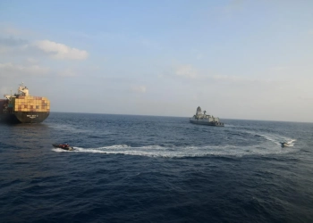 هجوم حوثي جديد على سفينة أمريكية في البحر الأحمر