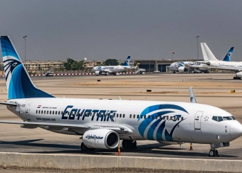 مصر تنفي إغلاق مجالها الجوي
