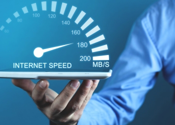 الإمارات تحتل المرتبة الثانية عالمياً في سرعة الإنترنت الثابت والمتحرك